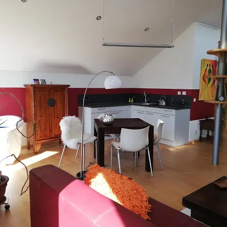 Atelierwohnung Lichtdurchflutet 70q Διαμέρισμα
