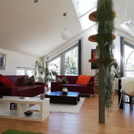 Atelierwohnung Lichtdurchflutet 70q * Πασάου